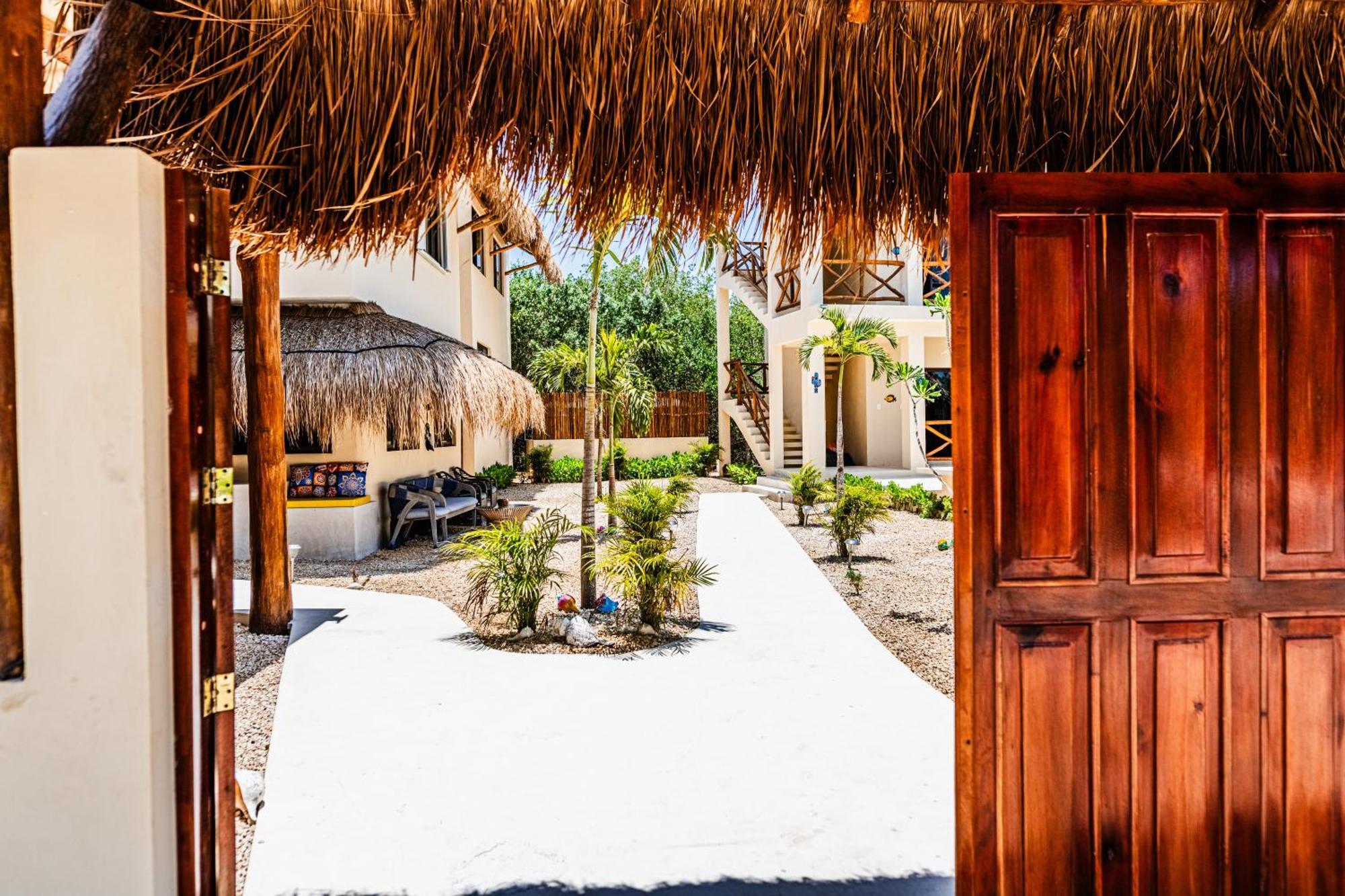Atenea Holbox Buitenkant foto